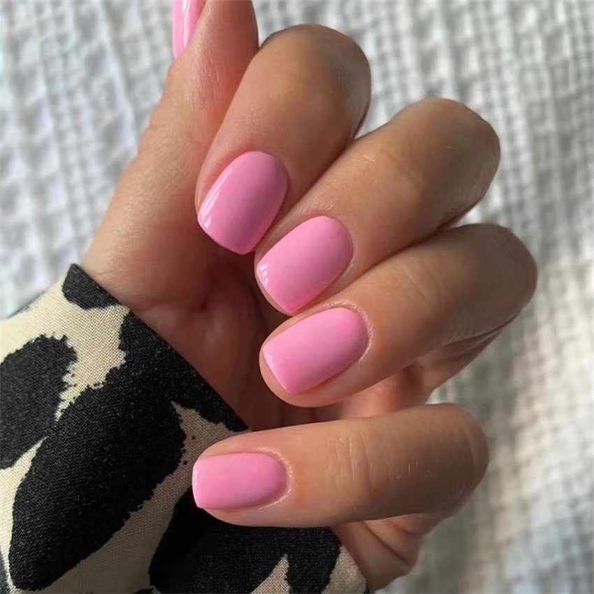 Uñas press on rosa doll redondeada